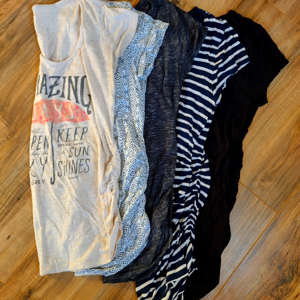 Bundle maternity tops